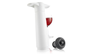 Illustration for article titled Deals: 7200RPM External, Gadget Chargers, Vacuum Wine Saver, Fire Safepow